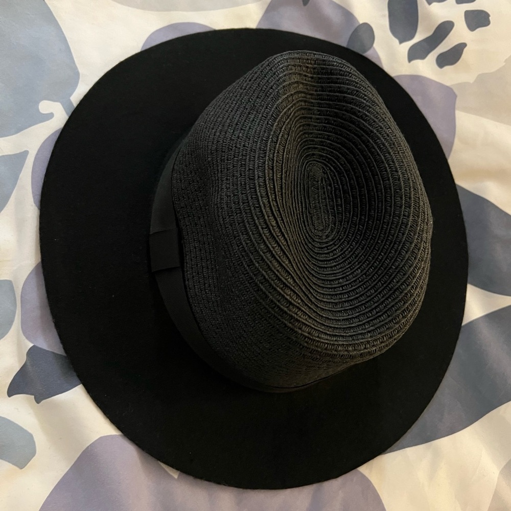 Free with any purchase，D&Y hat